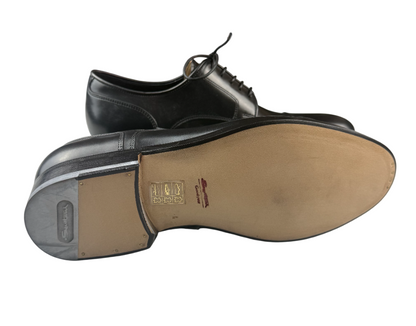Scarpa uomo Santoni derby stringata cap toe in pelle nera, scarpe basse moda uomo, modello elegante e classico