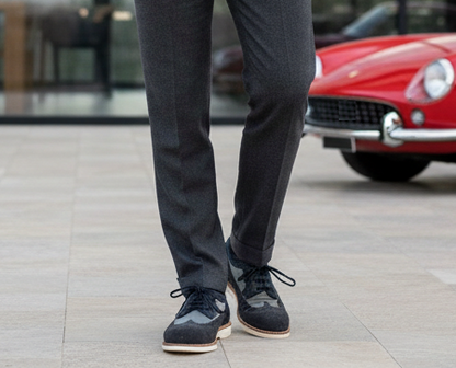 Scarpa uomo Santoni Derby rondine in pelle blu notte, scarpe stringate basse per moda uomo.