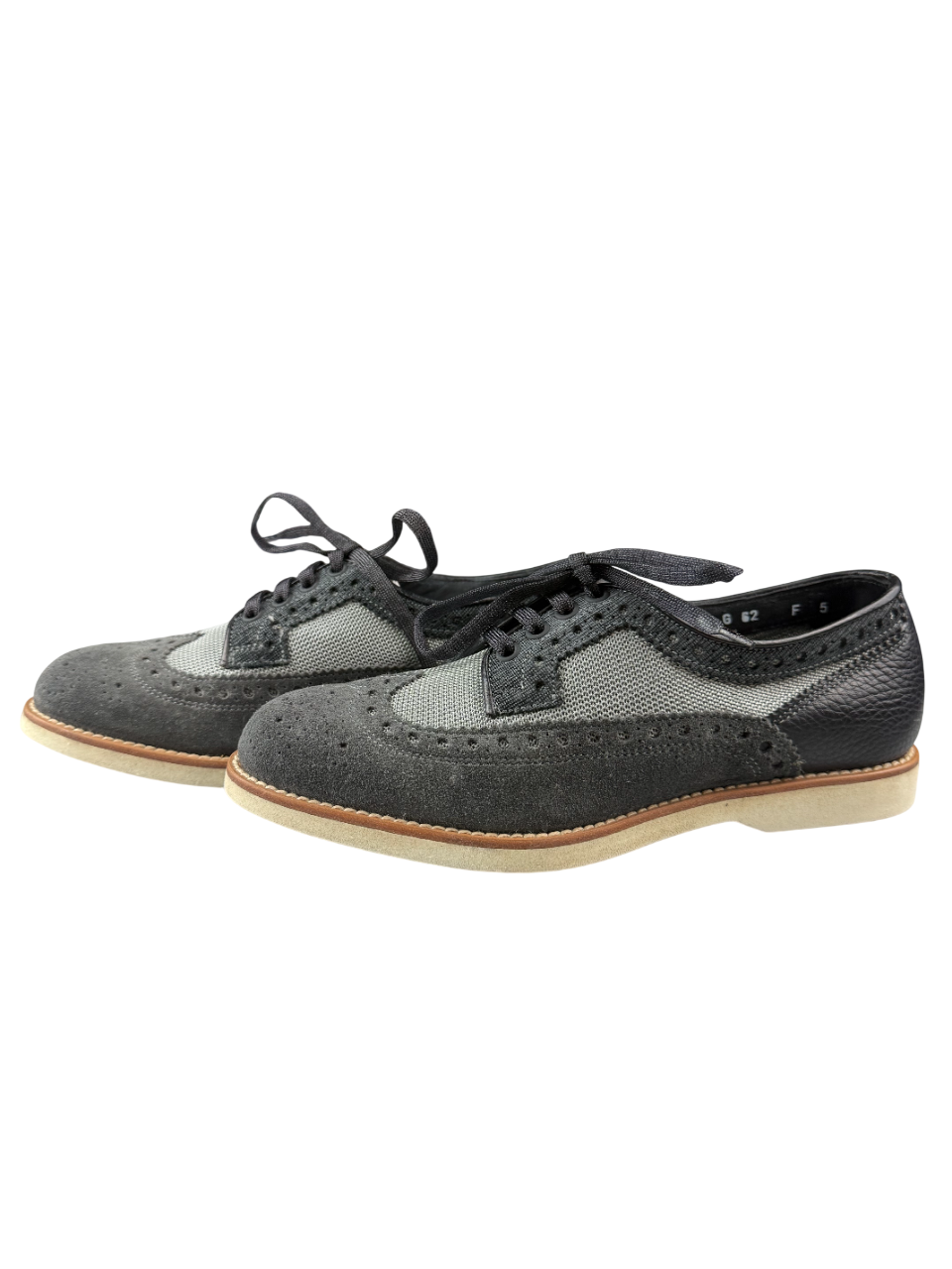 Scarpa uomo Santoni Derby Brogue Rondine in blu, scarpa stringata bassa in stile moda uomo con dettagli eleganti.