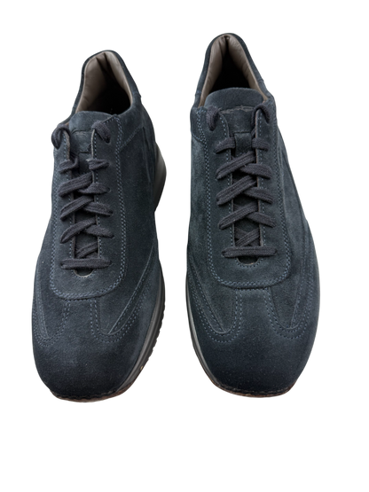 Scarpa uomo Santoni sneaker casual in pelle con design elegante e dettagli moderni, perfetta per stile e comfort quotidiano.