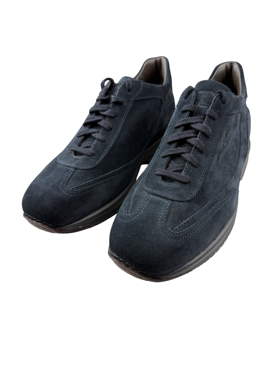 Scarpa uomo Santoni sneaker casual in pelle, design elegante e moderno, dettaglio superiore e suola bianca.