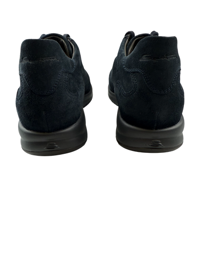 Scarpa uomo Santoni sneaker casual in pelle, stile sportivo con dettagli eleganti, ideali per look alla moda e confortevoli.