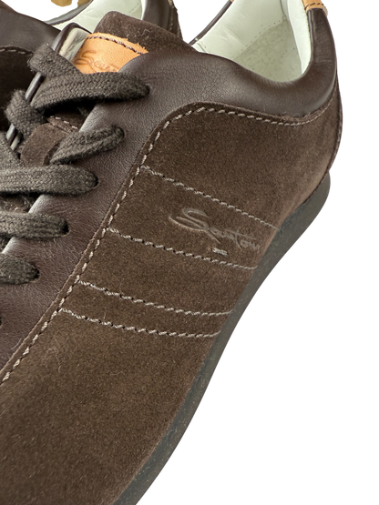 Scarpa uomo Santoni sneaker casual in pelle, stile moderno e qualità artigianale, adatta a look informali e di tendenza.
