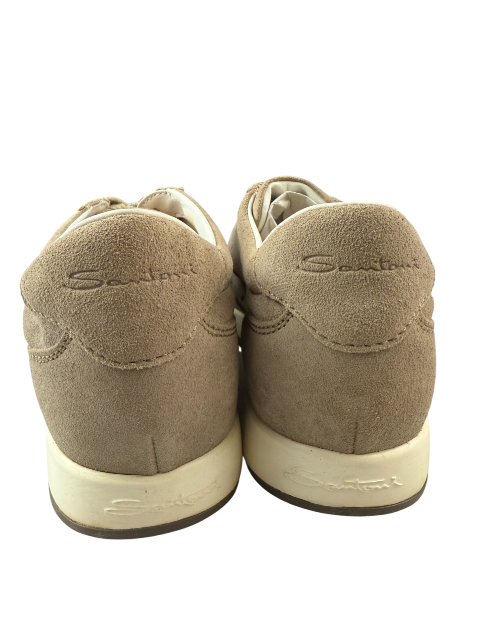 Scarpa uomo Santoni sneaker casual in pelle con dettagli moderni, ideali per un look sportivo e alla moda.