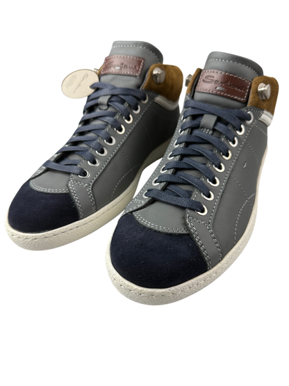 Scarpa uomo Santoni sneaker polacchine casual in pelle con suola bianca, modello moda uomo.