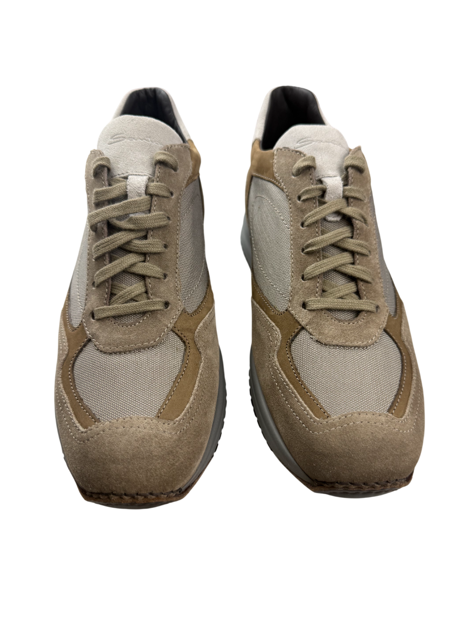 Scarpa uomo Santoni sneaker casual in pelle, stile moderno con suola bianca e dettagli eleganti, perfetta per il look quotidiano.
