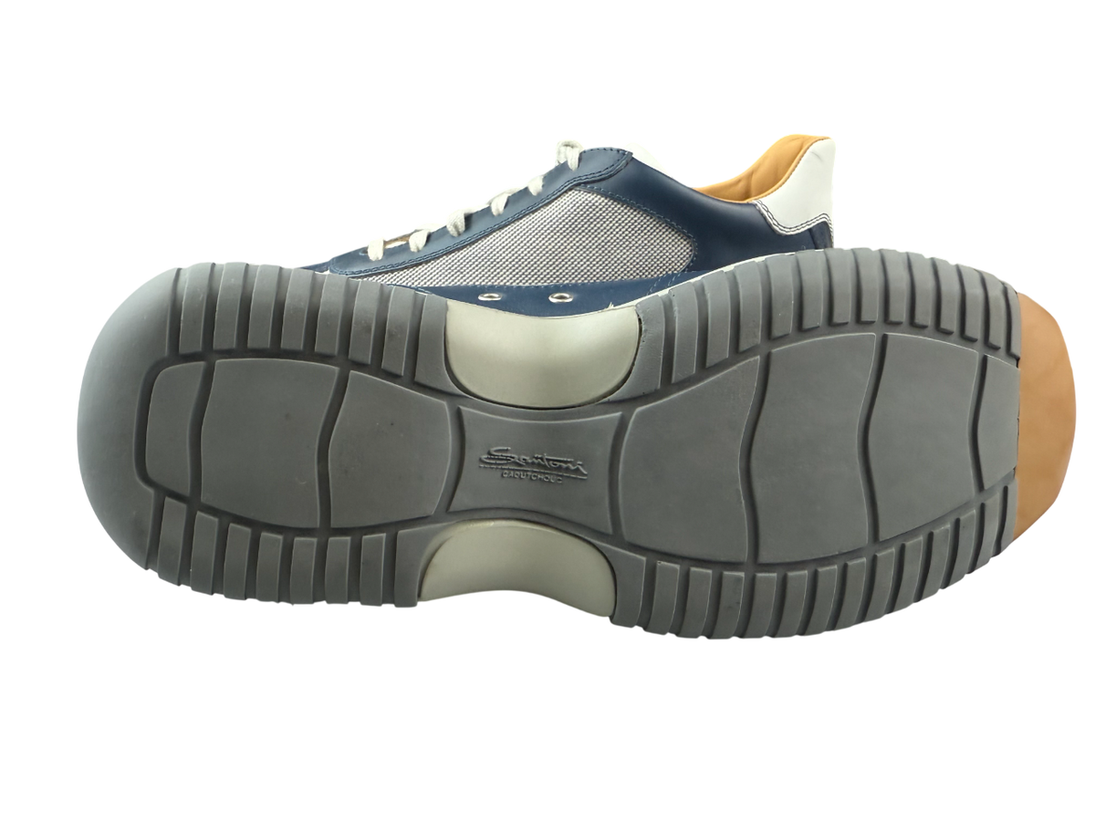 Scarpa uomo Santoni sneaker casual blu navy, made in Italy, con design elegante e dettaglio in pelle.