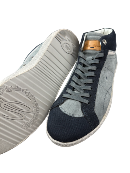 Scarpa uomo Santoni Sneaker alte in pelle nera, stile casual e moda, con suola bianca e design elegante.