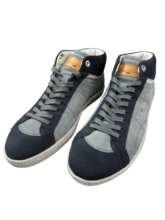 Scarpa uomo Santoni Sneaker alte in pelle nera, modelli casual e sportive, con dettagli eleganti e suola robusta.