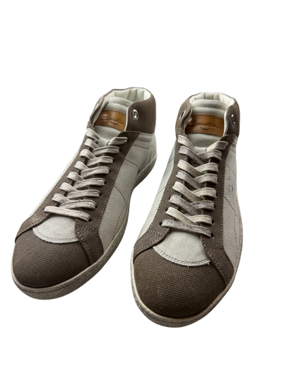 Scarpa uomo Santoni sneaker alta marrone beige, modella casual con suola bianca e design elegante.