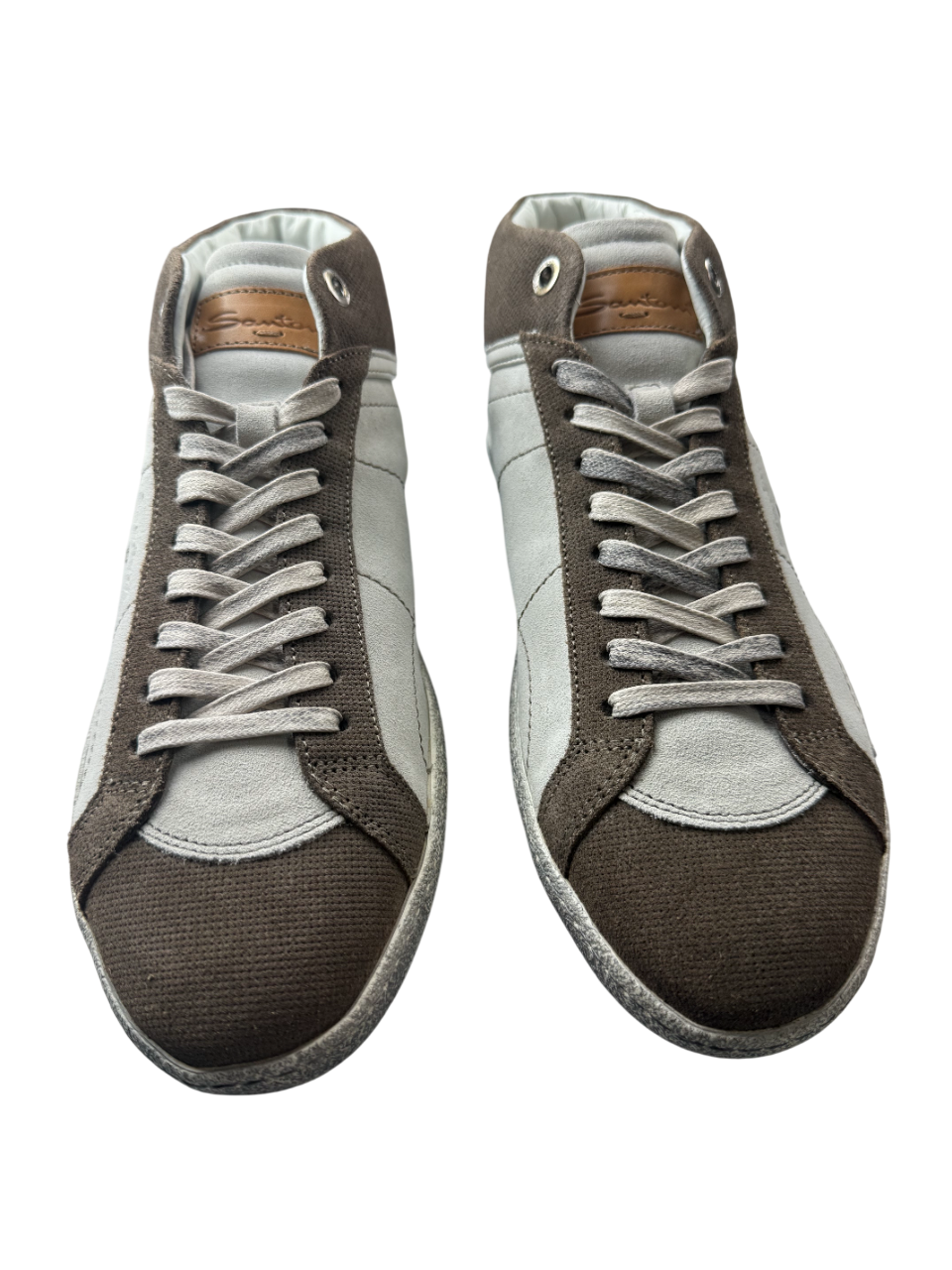 Sneaker alte uomo Santoni in pelle nera, stile casual, con dettagli eleganti e suola bianca, ideali per un look sofisticato.