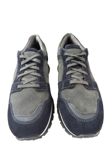 Sneaker casual da uomo Santoni blu, scarpa sportiva con design elegante e comodo, perfetta per stile e comfort quotidiano.