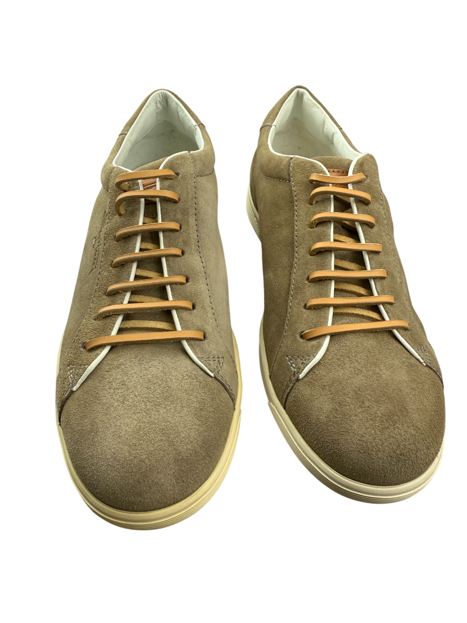 Scarpa uomo Santoni sneakers casual in pelle nera, stile moderno e raffinato, ideali per look informali e di tendenza.