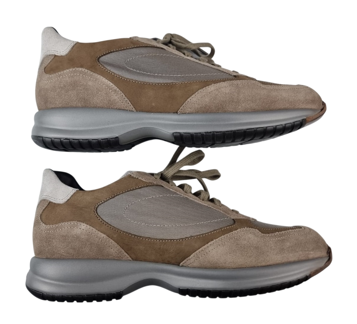 Scarpa uomo Santoni sneaker casual in pelle, stile sportivo, con suola bianca e dettagli eleganti, modello numero 41.