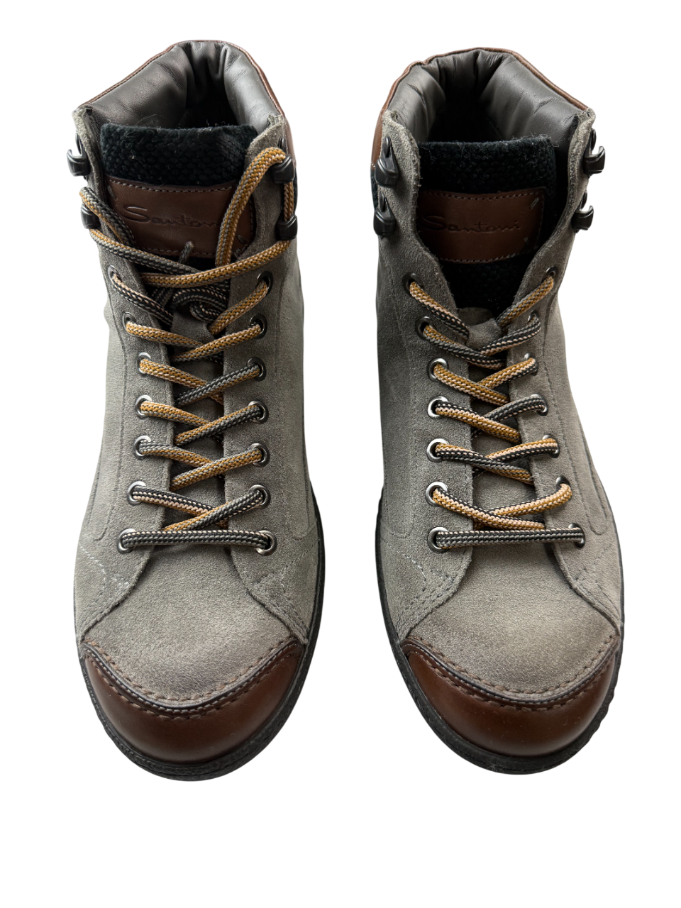 Scarpa uomo Santoni scarponcino stringato in pelle, stile moda, con suola robusta e dettagli eleganti.