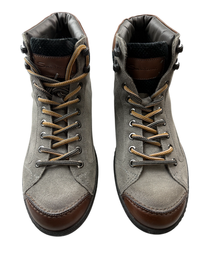 Scarpa uomo Santoni scarponcino stringato in pelle, stile moda, con suola robusta e dettagli eleganti.