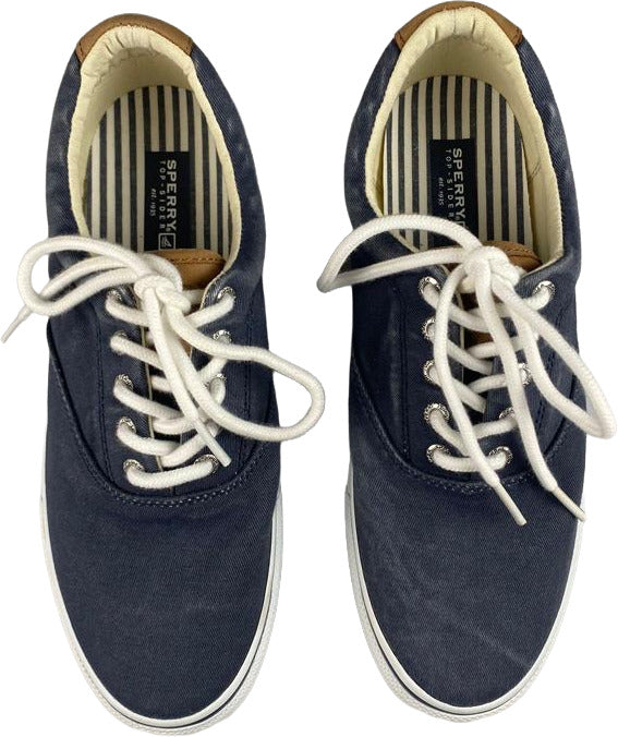 Scarpa uomo Sperry Striper LL CVO Navy, sneaker casual nautiche in stile vintage blu navy con dettagli eleganti.