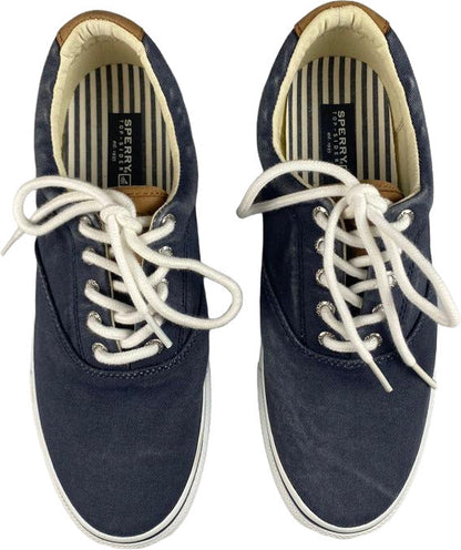 Scarpa uomo Sperry Striper LL CVO Navy, sneaker casual nautiche in stile vintage blu navy con dettagli eleganti.