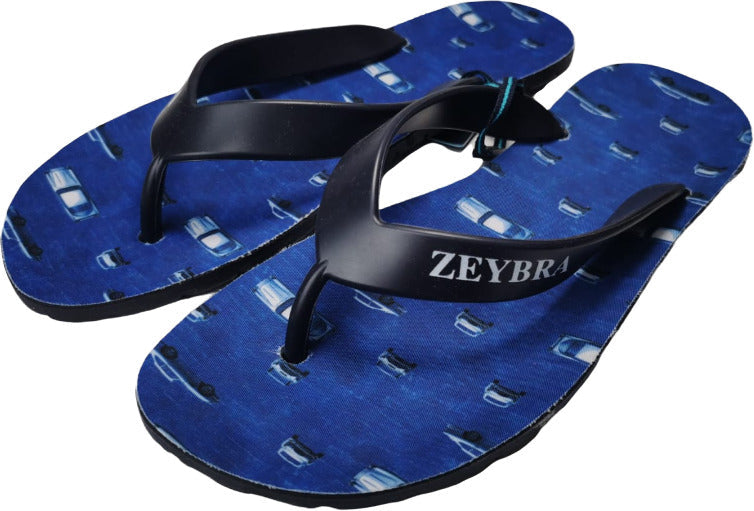 Infradito uomo Zeybra Portofino 1962 con fantasia auto, scarpe estive in morbido materiale, ideali per il mare e il relax.